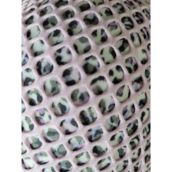 Victoria's Secret Women's Sport Mesh Camo Print Lilac Pink Sports Bra - Picture 8 of 8